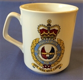 652 SQN AAC CREST WHITE COFFEE MUG