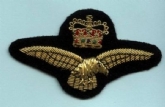 RAF BIRD/CROWN GOLD WIRE BADGE