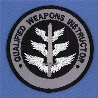 QWI EMBROIDERED BADGE