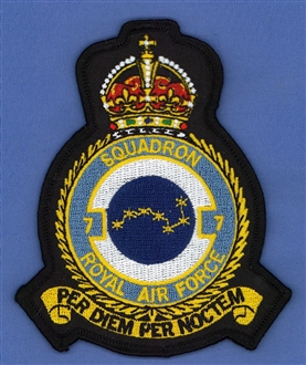 7 SQN CREST - TUDOR CROWN