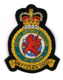 RAF ST ATHAN CREST GOLD WIRE BADGE